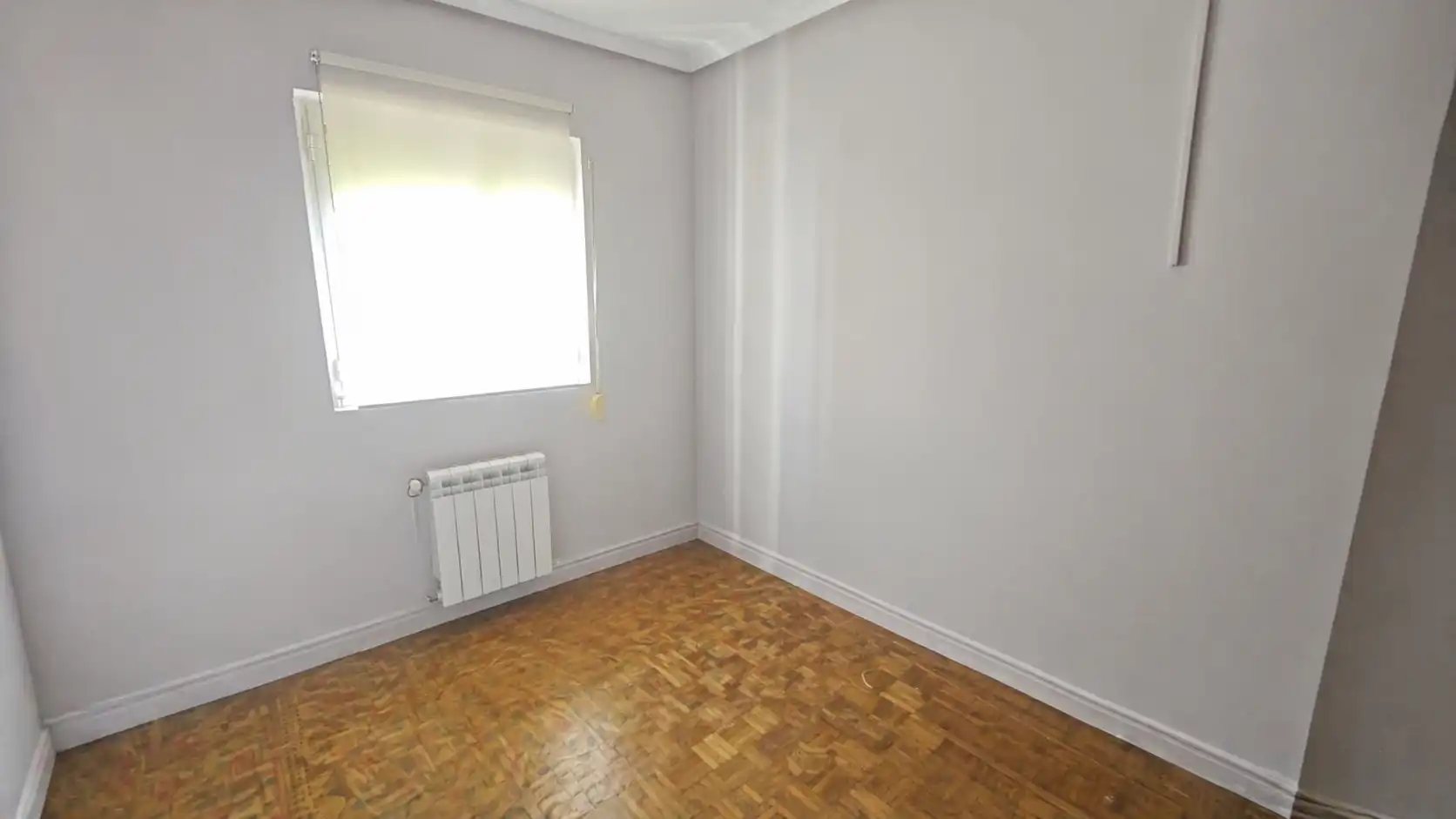 Habitación de Piso en venta en Madrid con Calefacción y Amueblado
