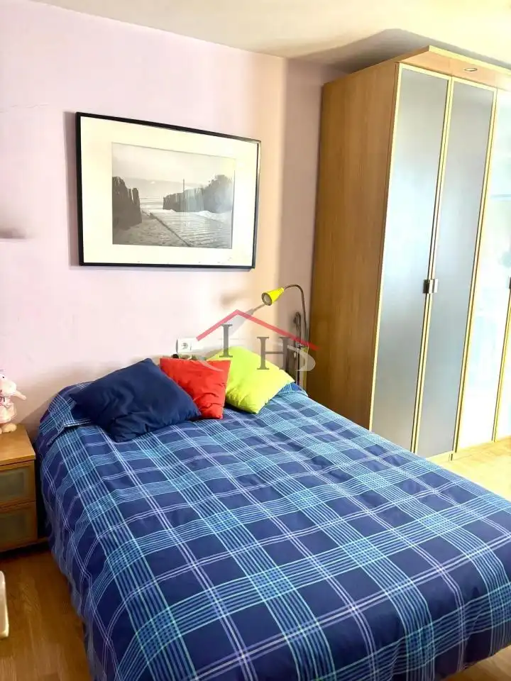 Habitación de Piso en venta en León Capital  con Calefacción, Parquet y Trastero