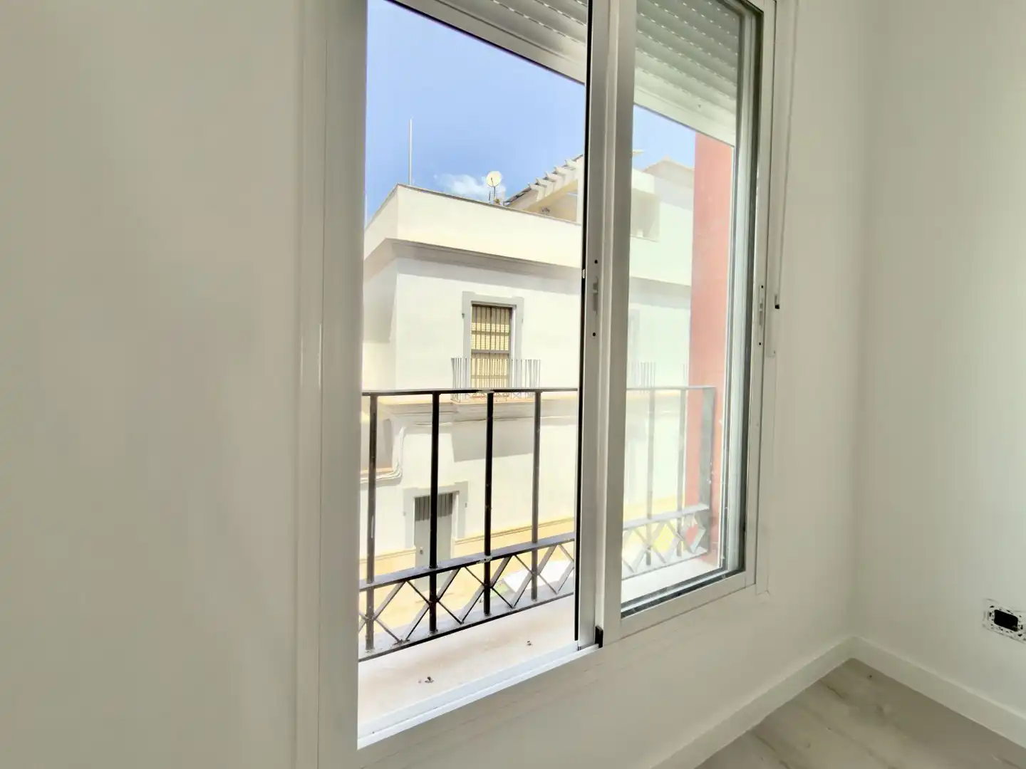 Terrassa de Pis en venda en Camas amb Parquet i Traster