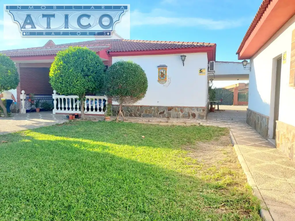 Exterior view of Houses for sale in La Rinconada