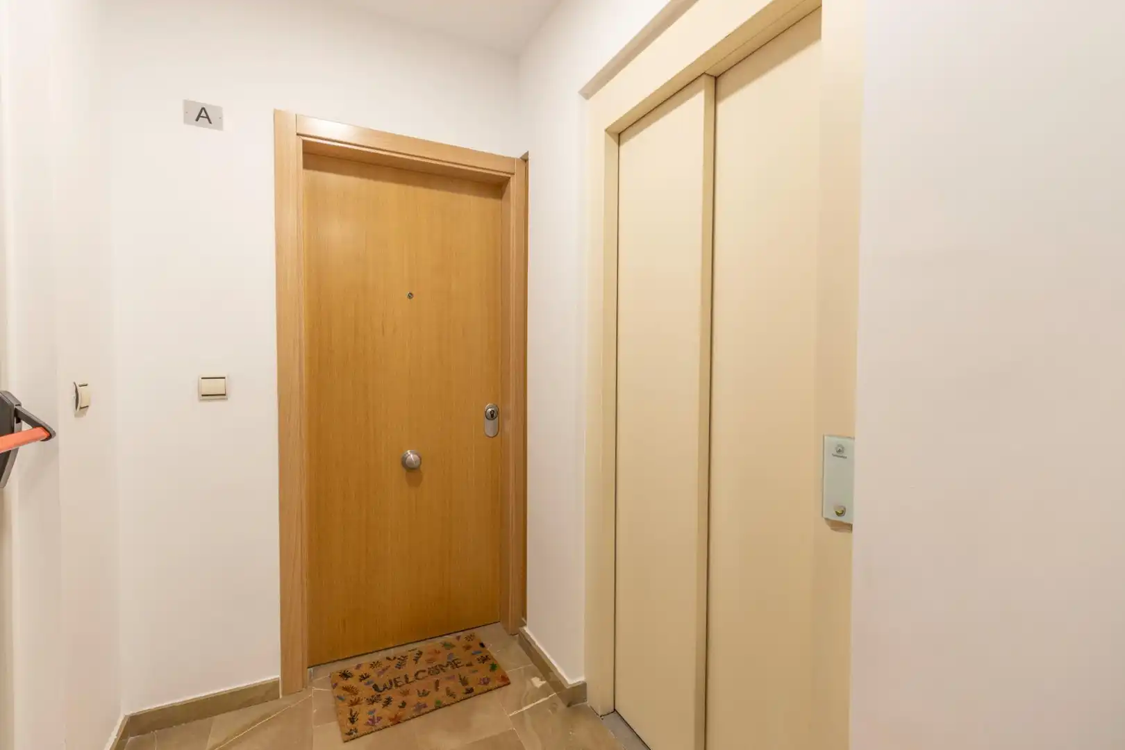Flat with terrace for sale in Calle San Sebastian de la Gomera 23, imagen 8