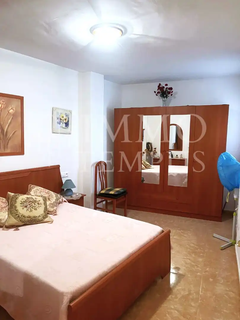 Bedroom of Flat for sale in Benalúa  with Furnished, Oven and Washing machine