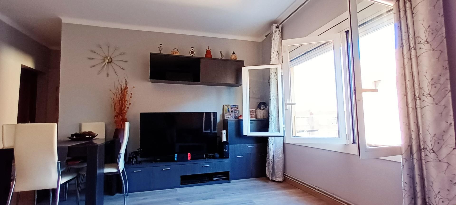 Sala d'estar de Pis en venda en Sabadell amb Calefacció