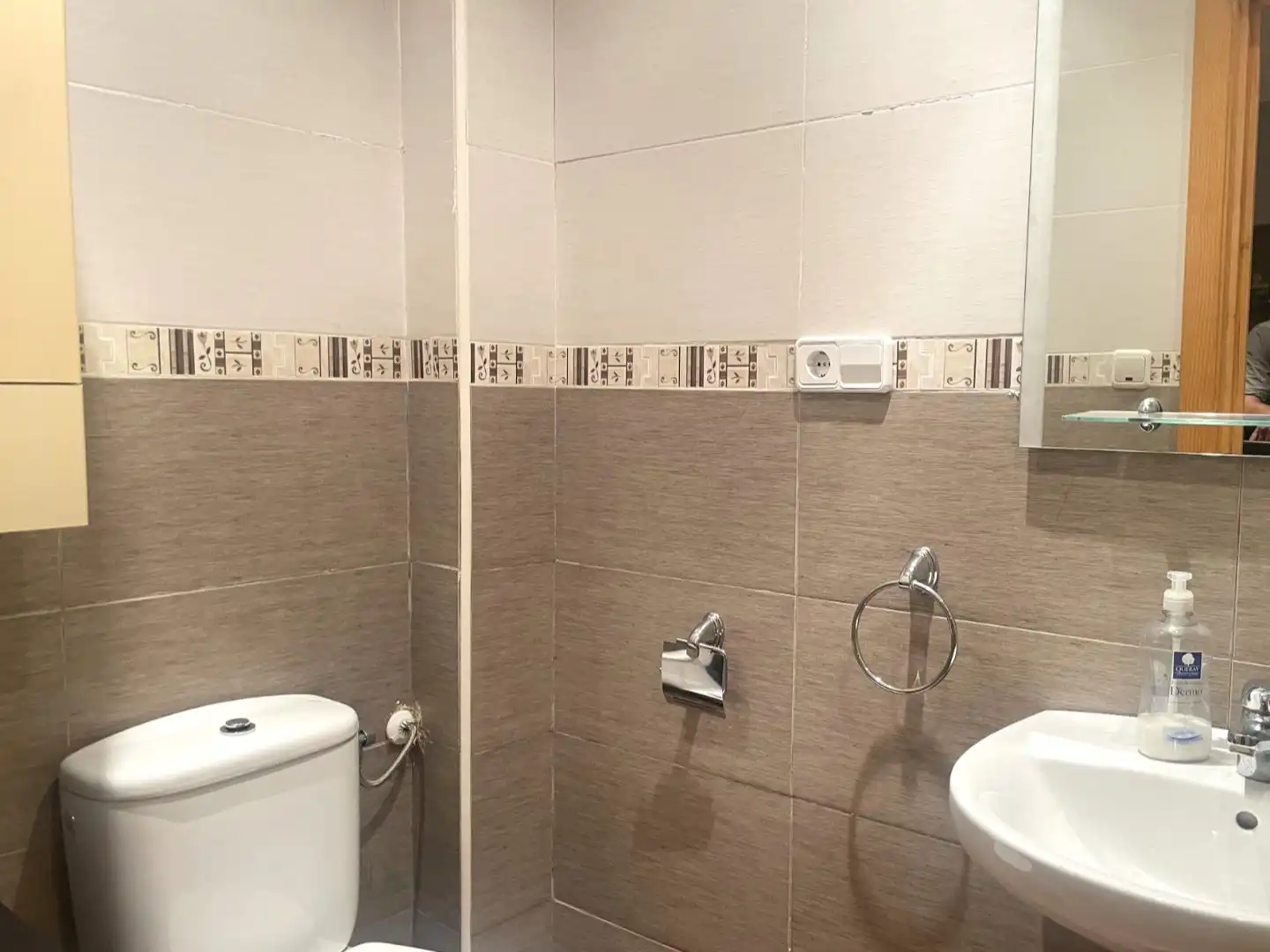Bany de Casa adosada en venda en Muro de Alcoy amb Aire condicionat, Terrassa i Balcó