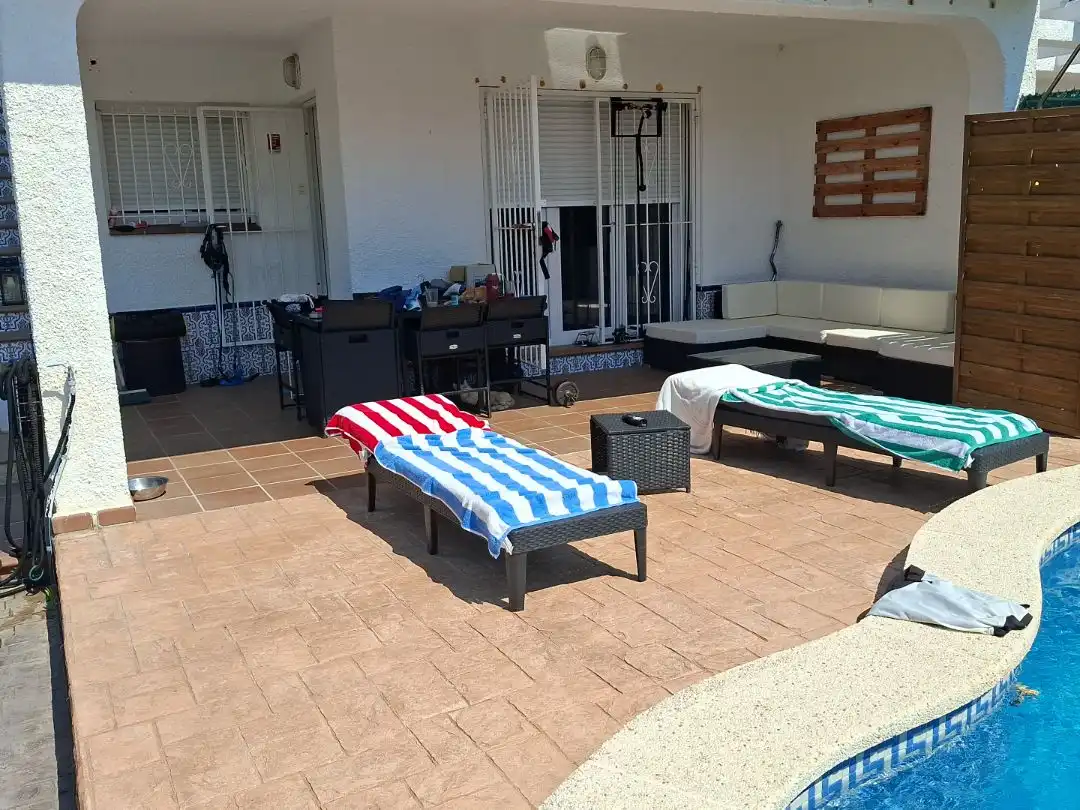 Villa avec piscine à vendre à Carrer de la marinera 38C