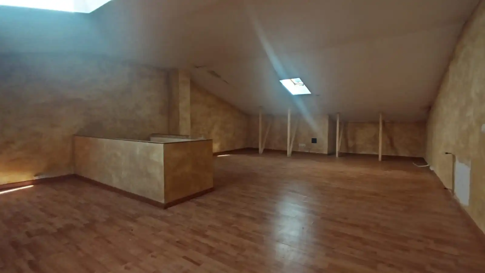 Casa adosada en venda en Uceda amb Calefacció, Jardí privat i Parquet