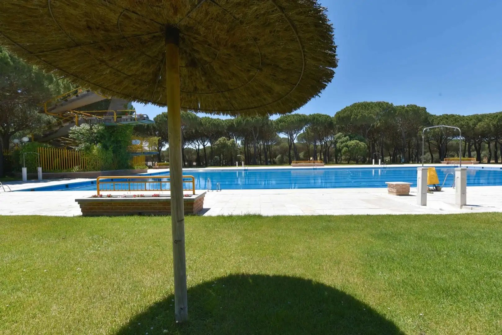 Piscina de Casa o chalet en venta en Tordesillas con Calefacción, Jardín privado y Parquet
