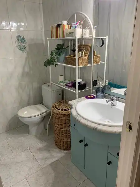 Bathroom of Flat for sale in Almodóvar del Río
