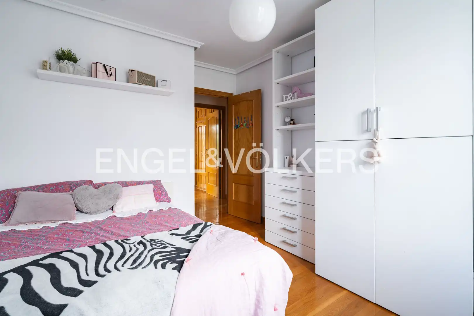 Ático en venta en Calle Hermanas Bronte, La Pereda