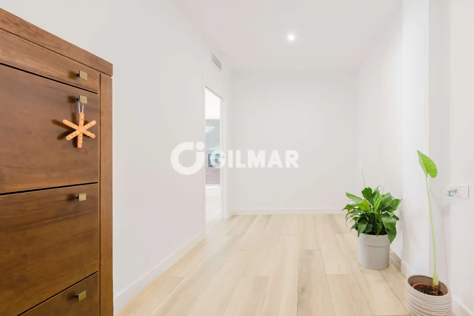Casa aparellada amb piscina en venda a El Rocío - La Milagrosa, imagen 2