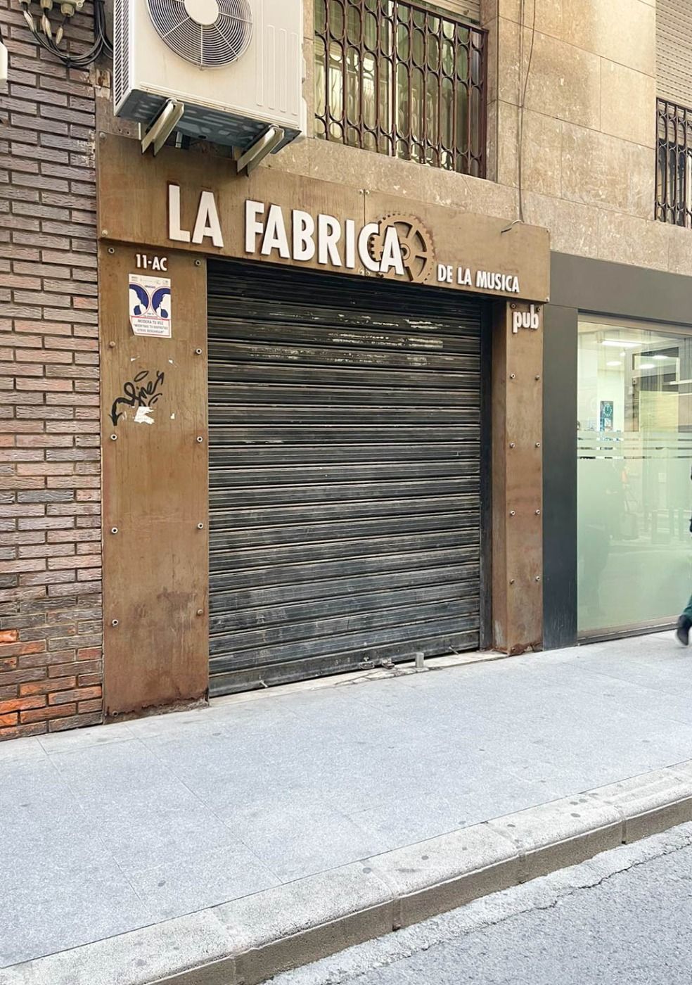 Local de alquiler en Calle porta d'alacant, 11, Centro