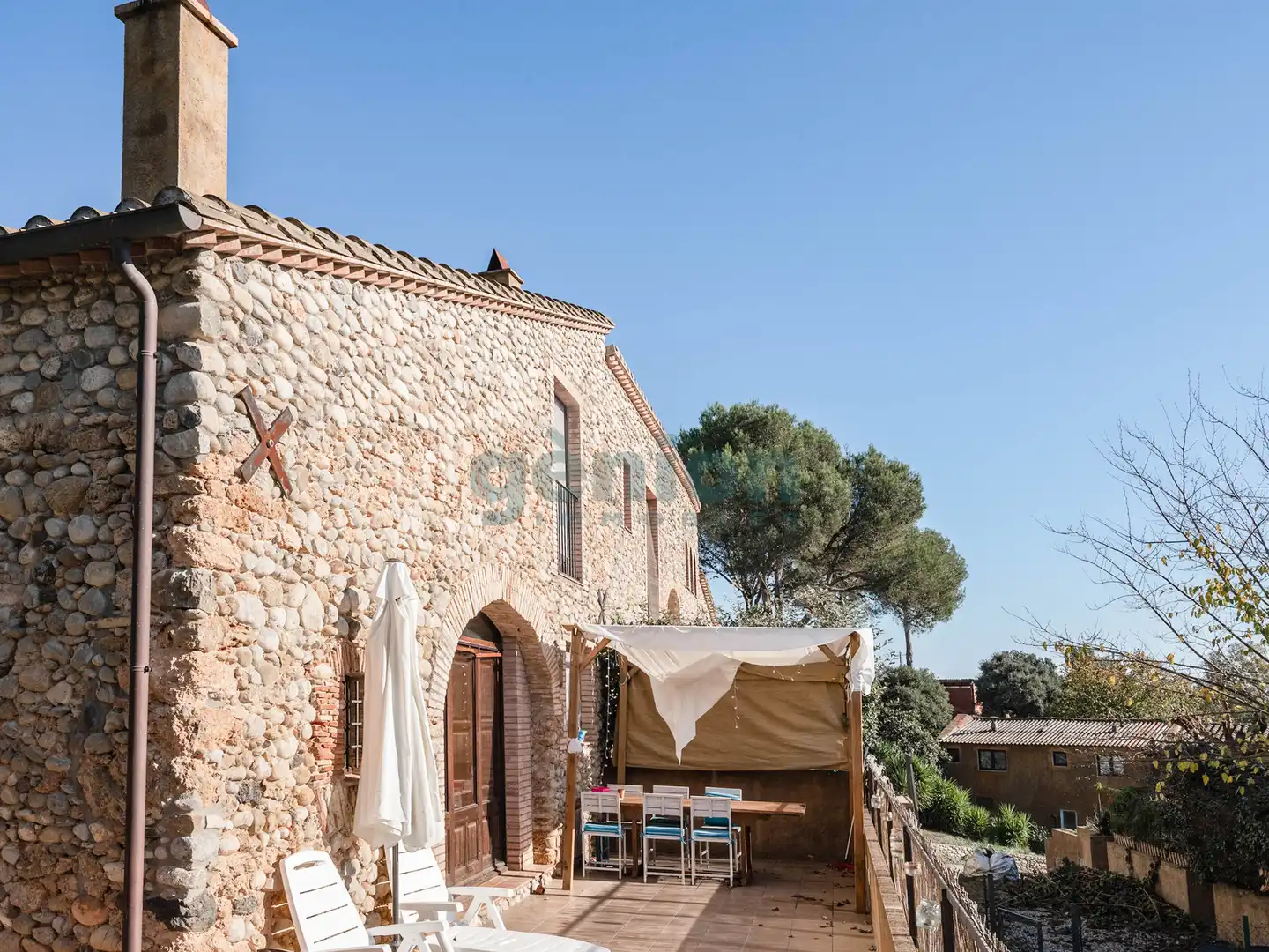 Vista exterior de Finca rústica en venta en Sant Miquel de Fluvià con Aire acondicionado, Calefacción y Jardín privado
