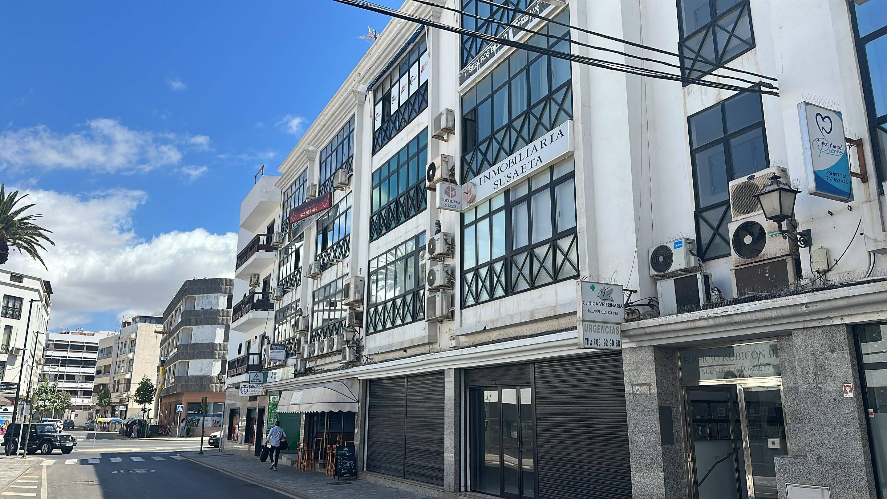 Exterior view of Office to rent in Arrecife  with Air Conditioner