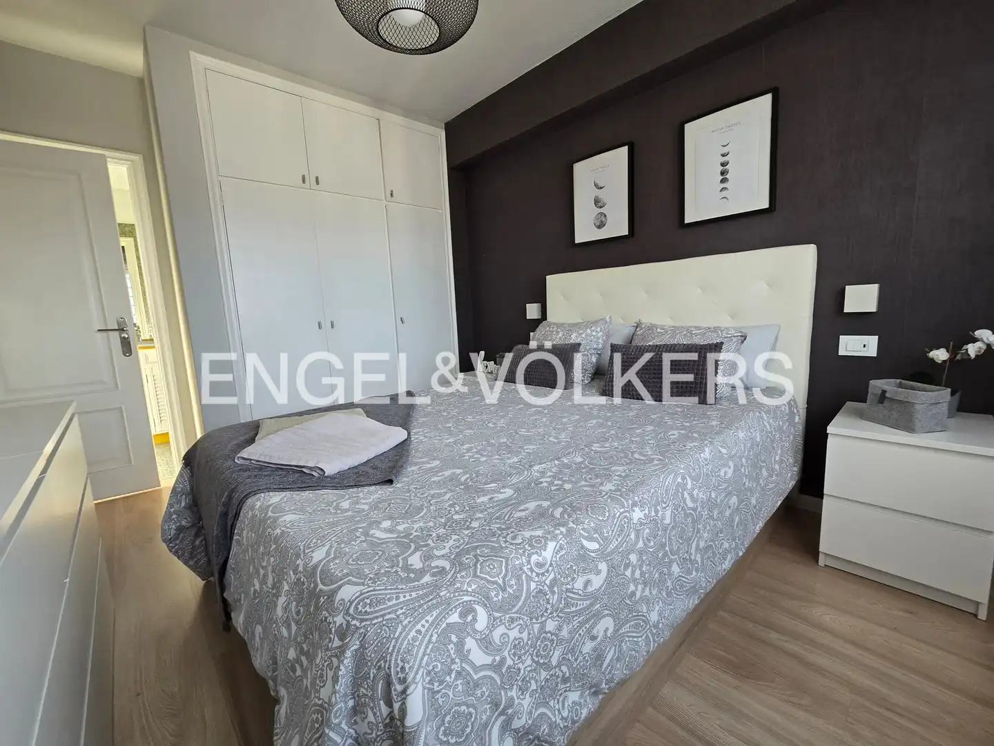 Habitación de Piso en venta en Vigo  con Calefacción, Terraza y Balcón