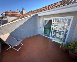 Balcony of Attic to rent in Sanxenxo  with Air Conditioner, Heating and Parquet flooring