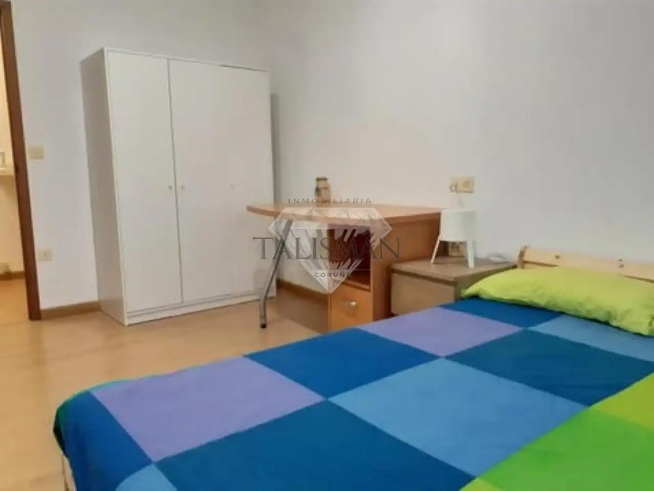 Habitación de Piso en venta en Vilagarcía de Arousa con Trastero, Amueblado y Balcón