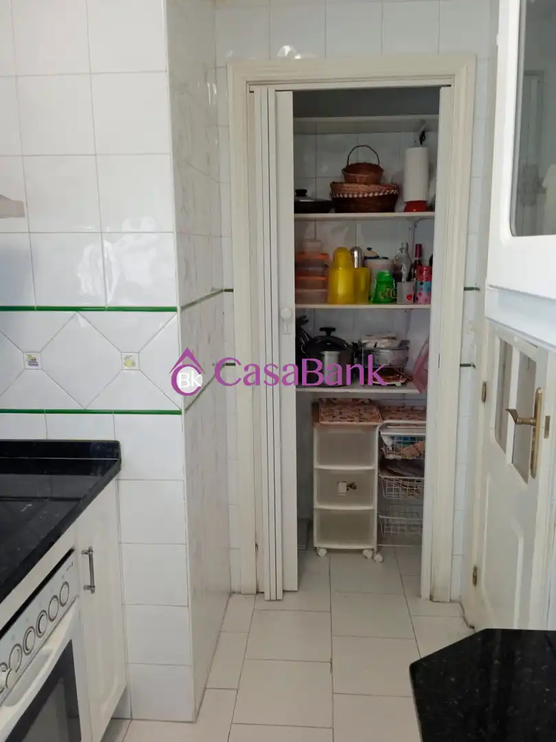 Cuina de Pis en venda en Córdoba amb Aire condicionat, Terrassa i Traster