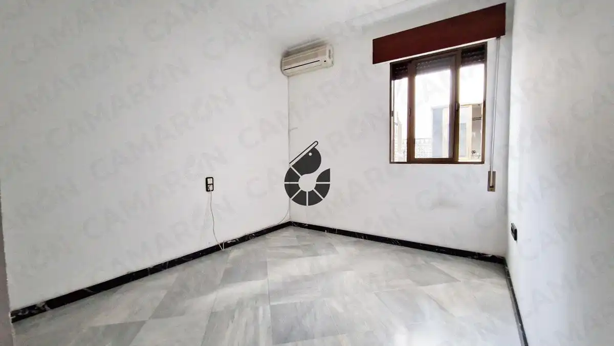Habitación de Piso en venta en Coria del Río