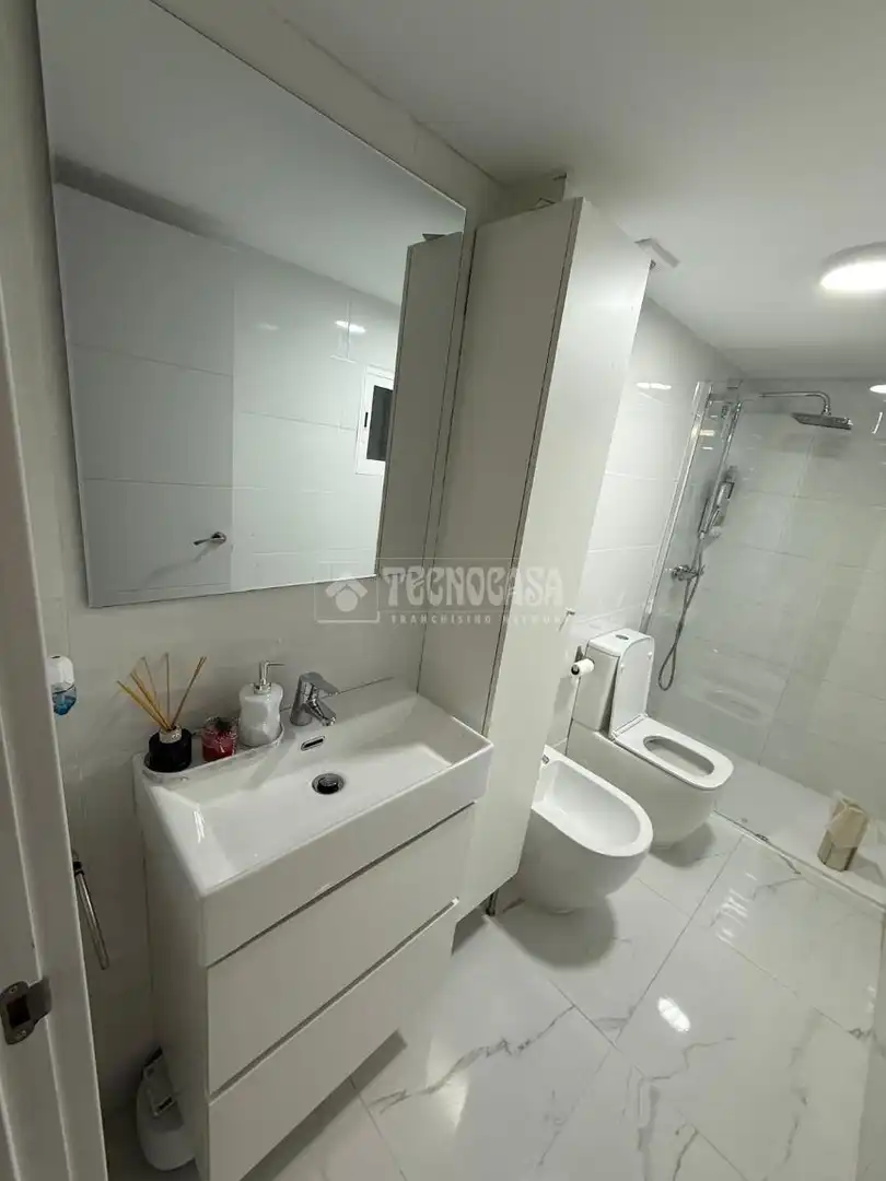 Badezimmer von Einfamilien-Reihenhaus zum Verkauf in Utebo