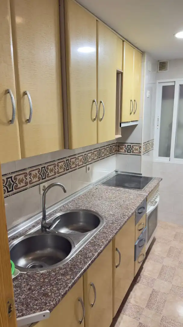 Wohnung mit Aufzug zur Miete in Camino de Ronda 122
