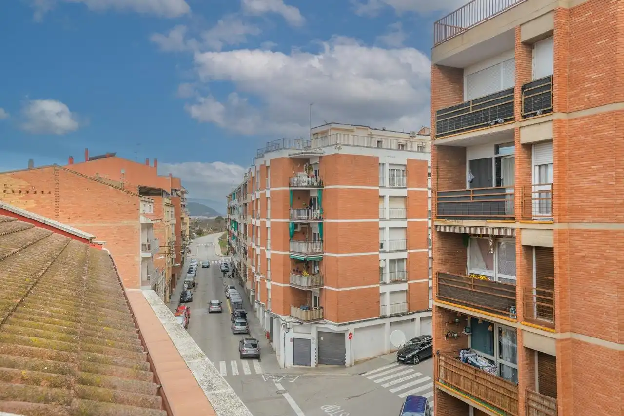 Vista exterior de Ático en venta en Manresa con Aire acondicionado, Calefacción y Parquet