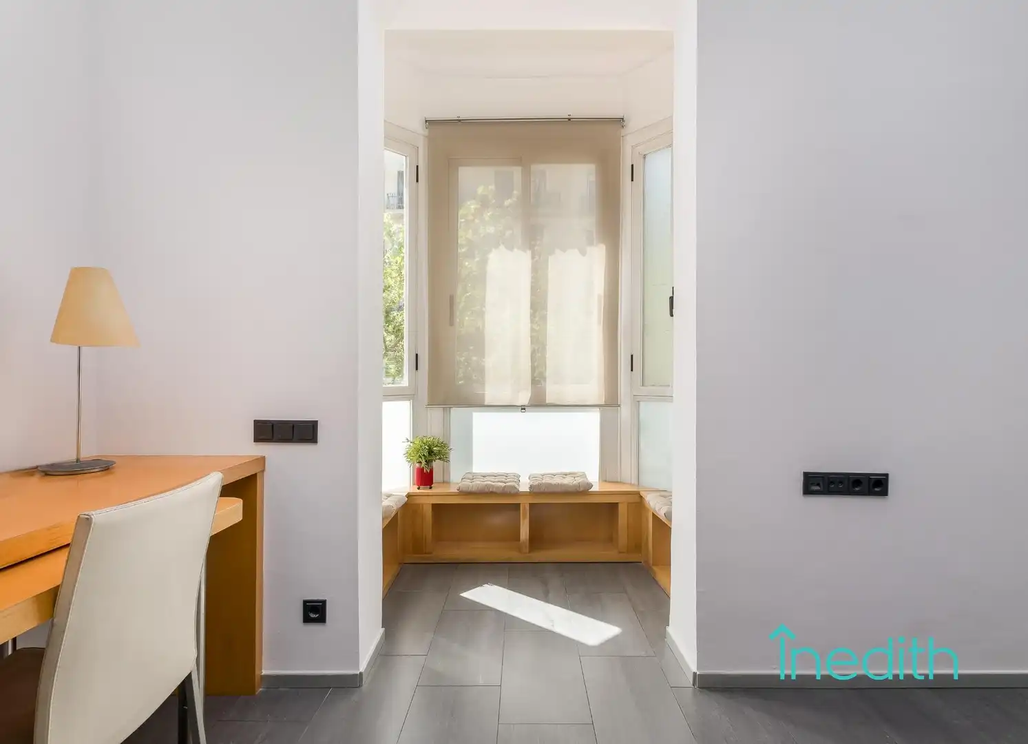 Flat for sale in Barcelona  with Air Conditioner, Terrace and Furnished