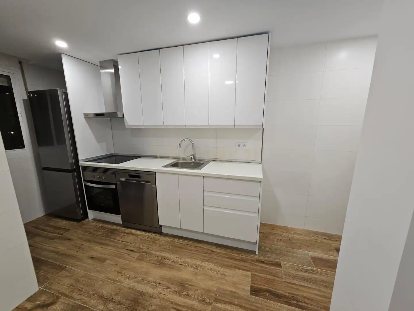 Cocina de Apartamento de alquiler en Majadahonda con Trastero, Horno y Lavadora