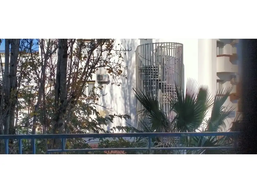Vista exterior de Piso en venta en Empuriabrava