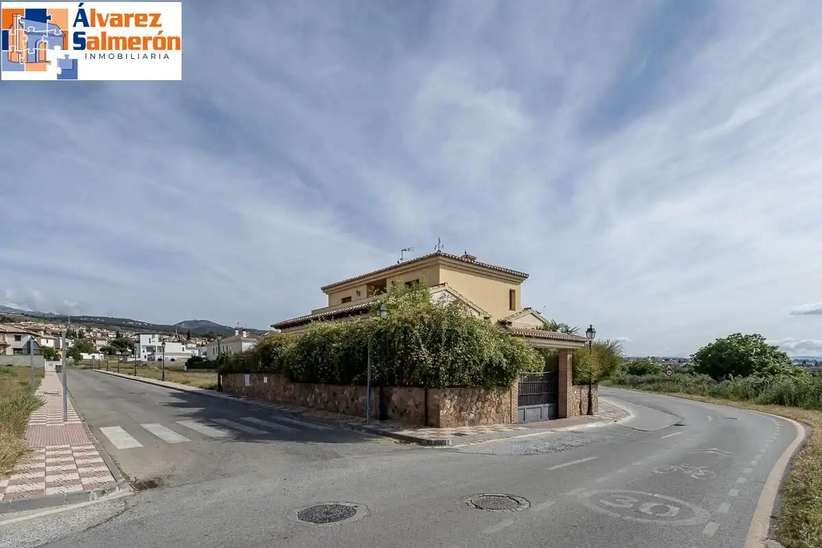 Casa con jardín en venta en Calle MARIANA PINEDA, imagen 57