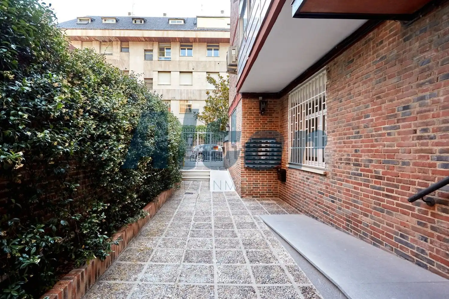 Flat for rent in DE CONCHA ESPINA, El Viso