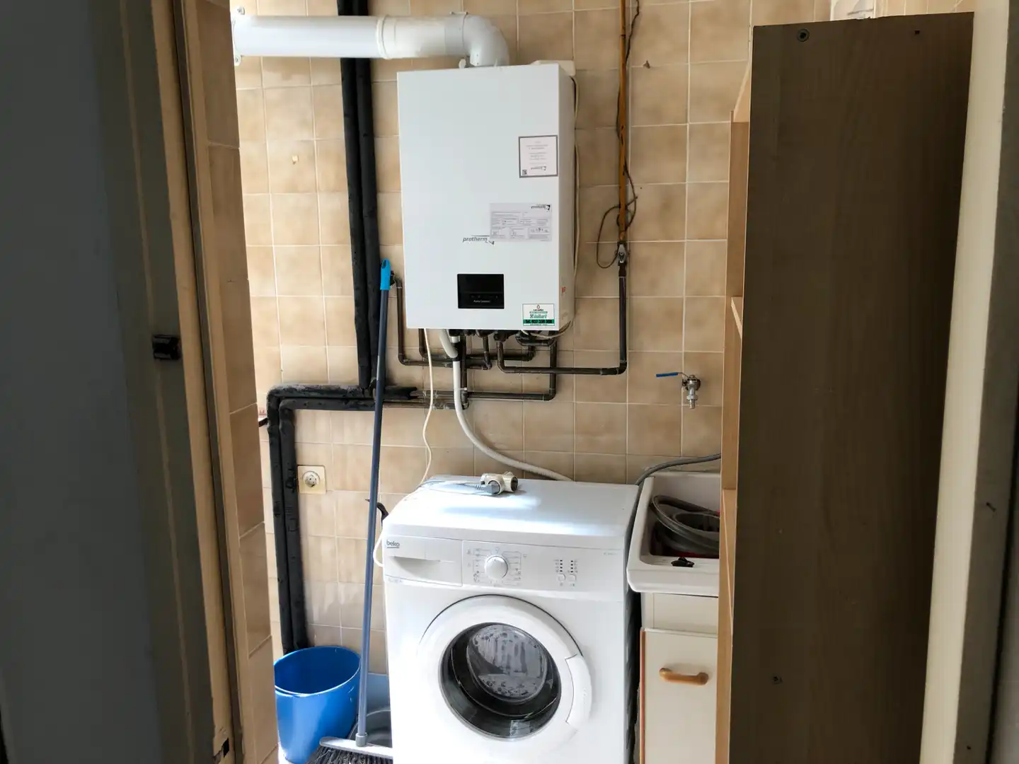 Bathroom of Attic for sale in Terrassa  with Air Conditioner, Heating and Terrace