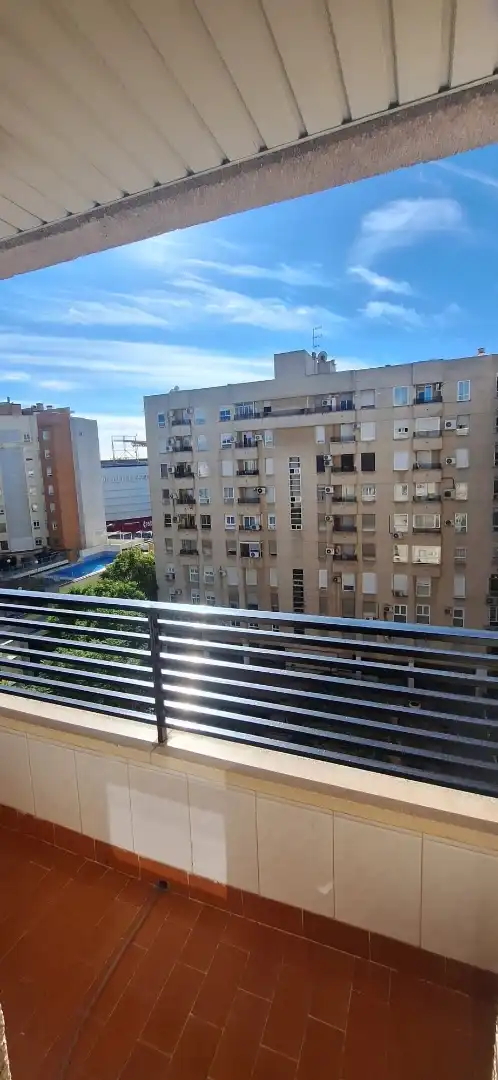 Balcony of Flat for rent in  Sevilla Capital  with Air Conditioner and Balcony