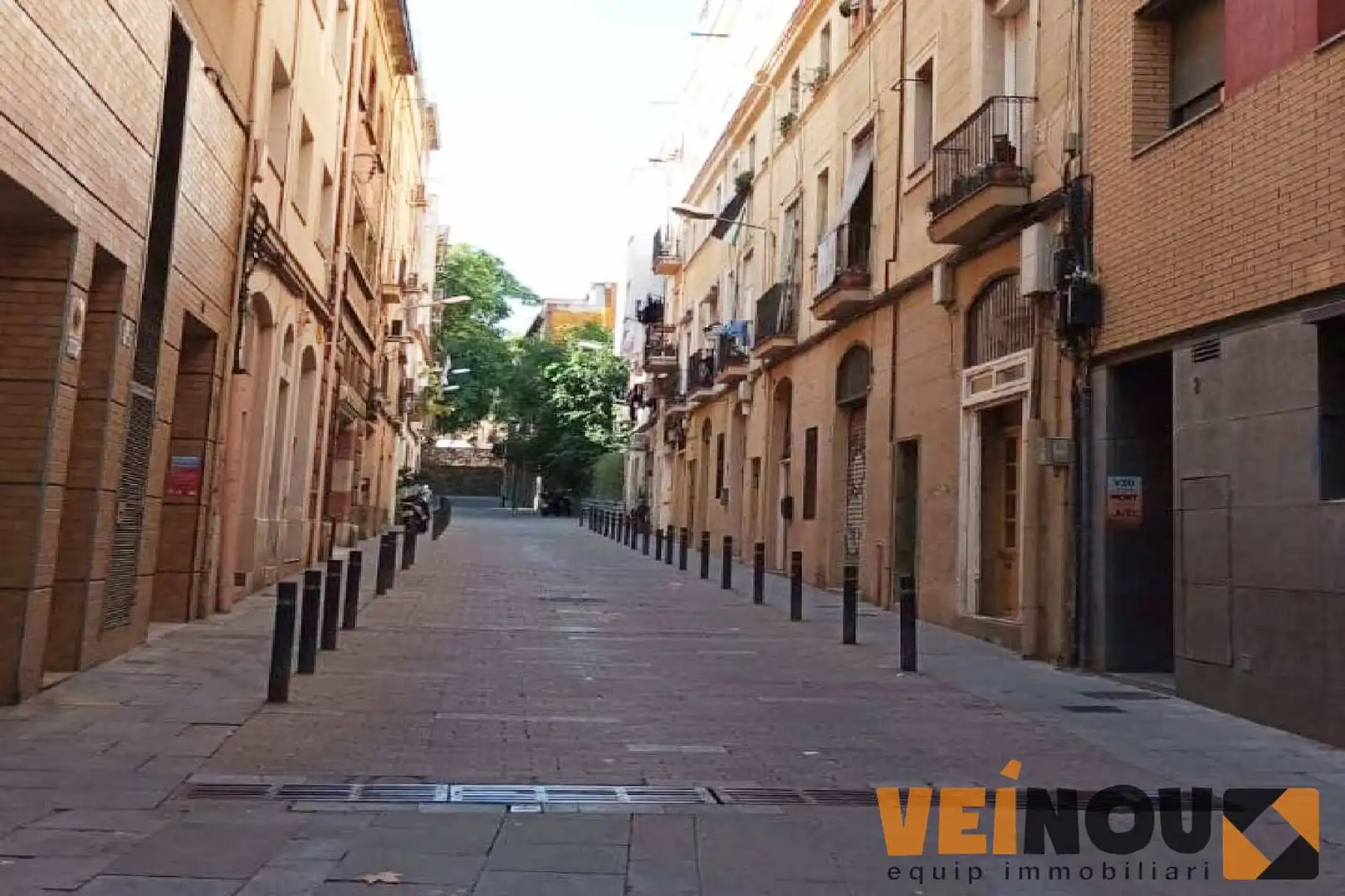 Exterior view of Flat for sale in  Barcelona Capital  with Balcony