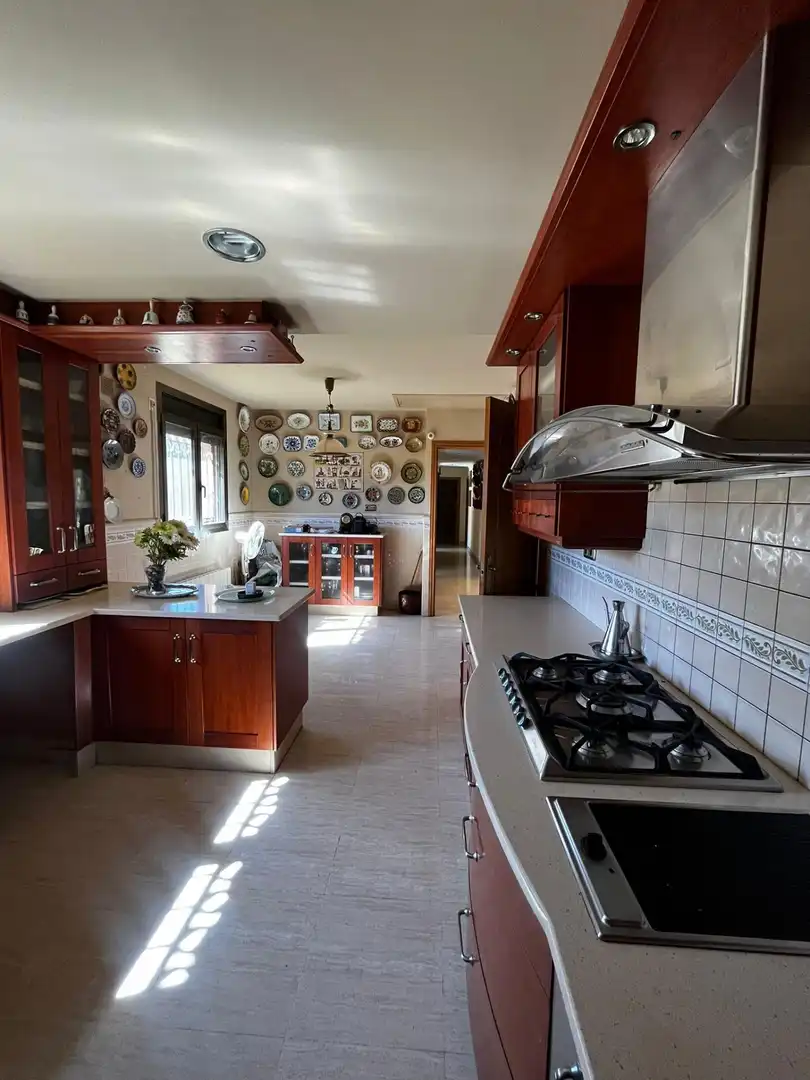 Cuina de Casa o xalet en venda en Tortosa amb Calefacció i Alarma