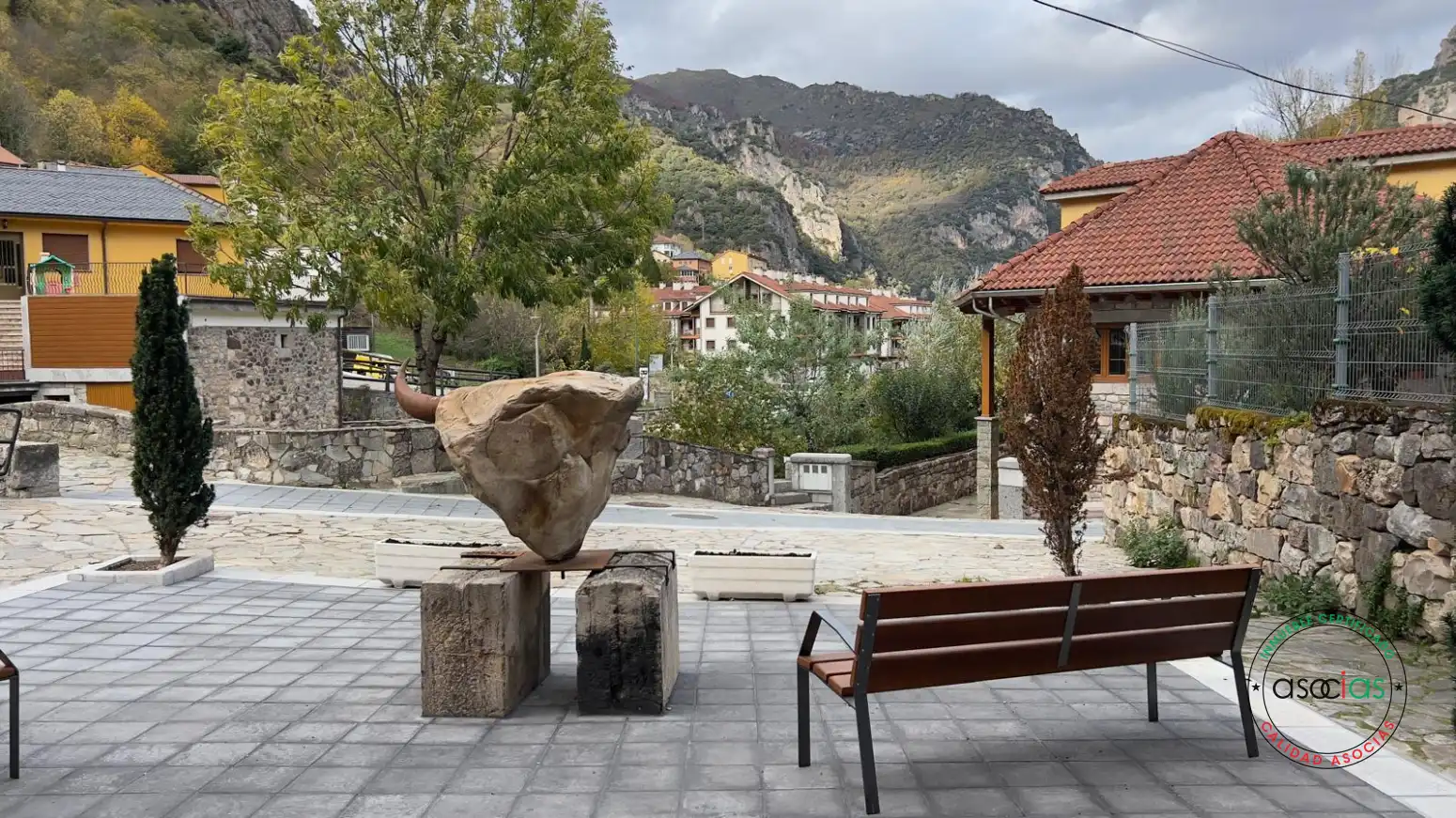 Terrassa de Pis en venda en Somiedo amb Calefacció, Moblat i Balcó