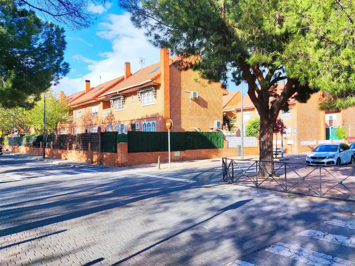 Exterior view of Flat for sale in Getafe  with Air Conditioner, Swimming Pool and Balcony