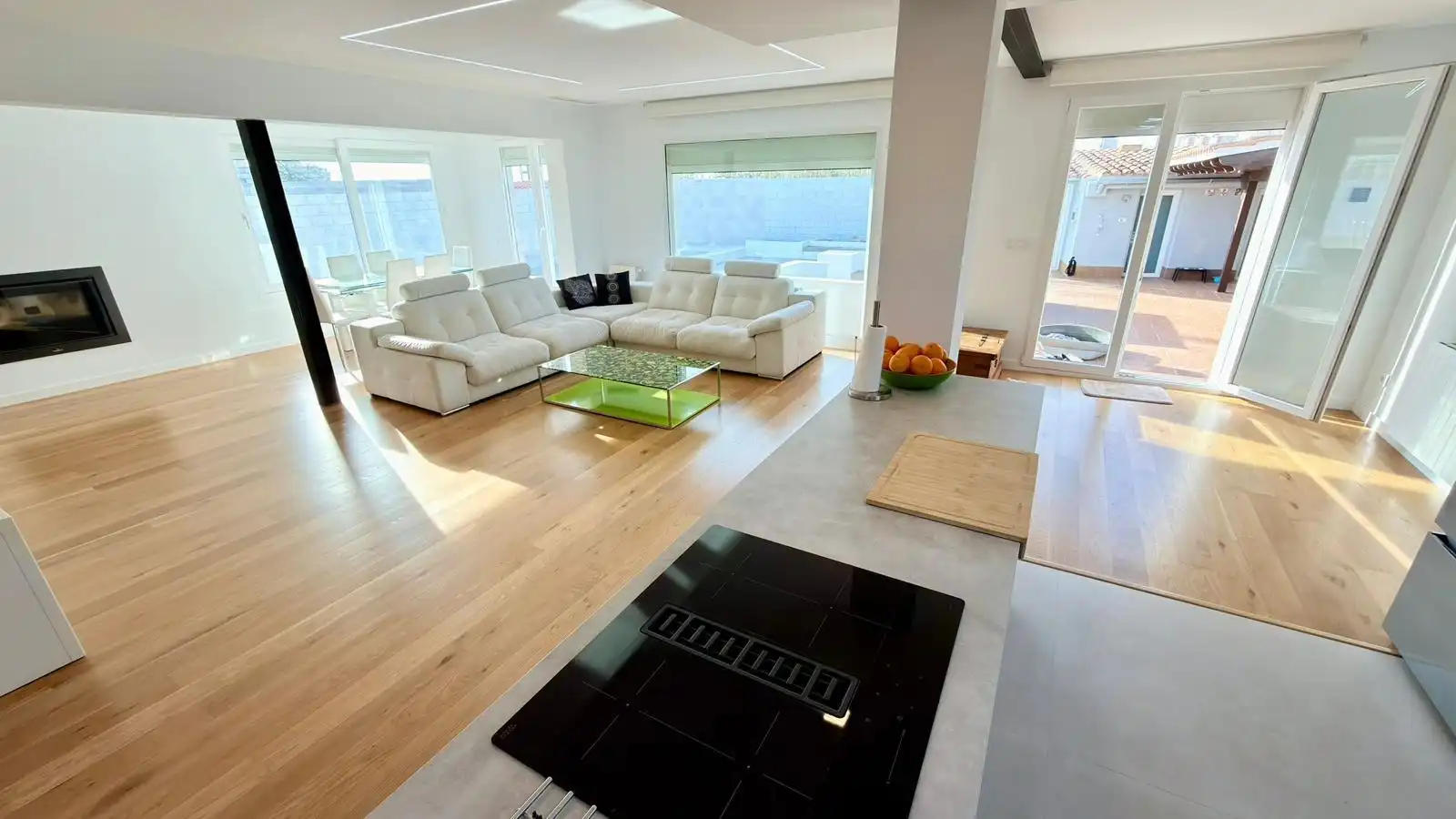 Living room of Houses for sale in El Campello  with Air Conditioner, Terrace and Swimming Pool
