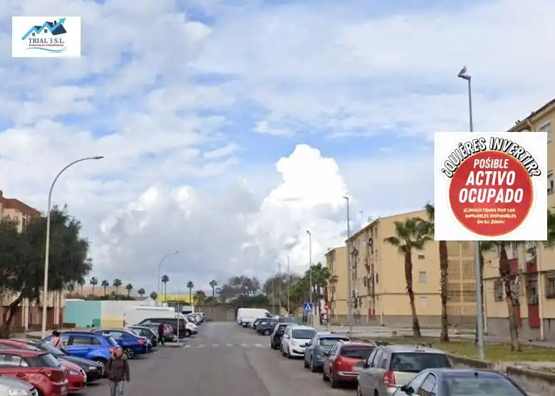 Vista exterior de Piso en venta en La Línea de la Concepción
