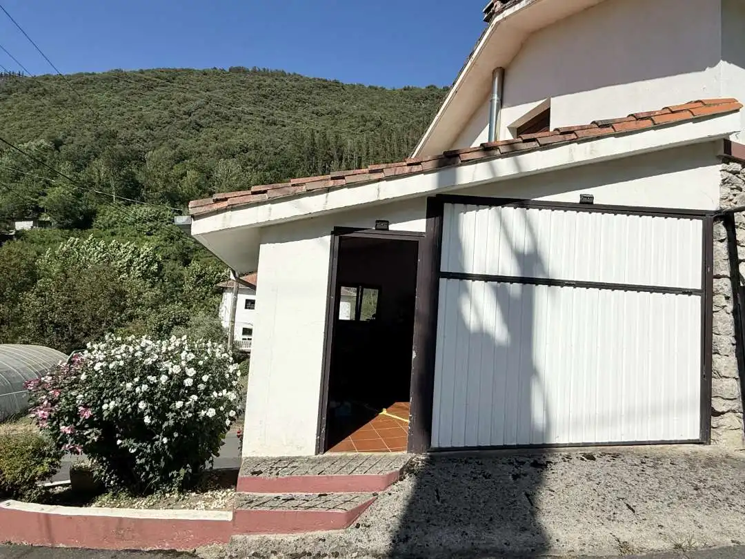 Exterior view of Houses for sale in Mendaro  with Heating, Furnished and Alarm