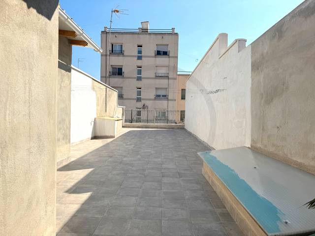Casa adosada en Venta en Sant Pere Nord
