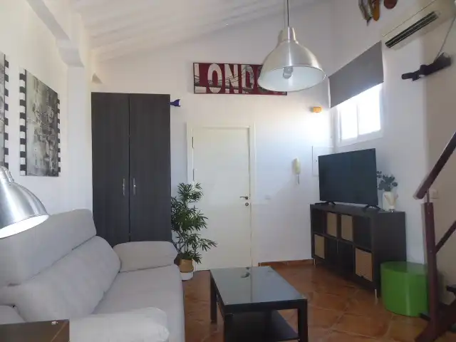 Wohnzimmer von Wohnungen zur Miete in Málaga mit Klimaanlage, Möbliert und Waschmaschine