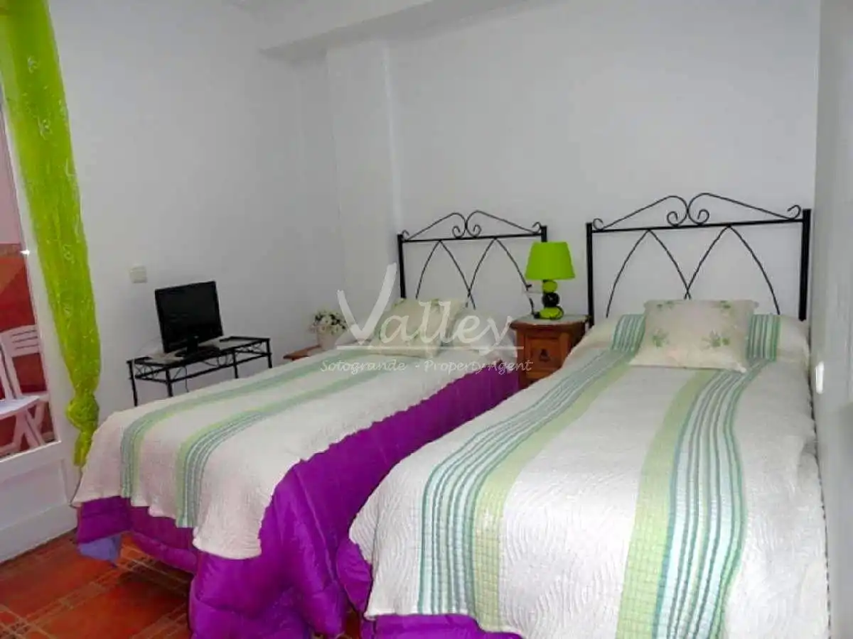 Habitación de Edificio en venta en Sotogrande