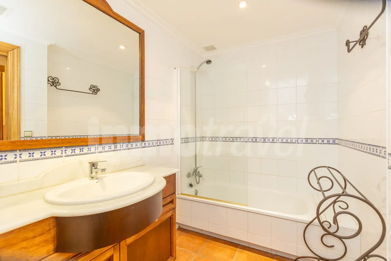 Bany de Apartament en venda en Sanxenxo amb Terrassa, Traster i Moblat