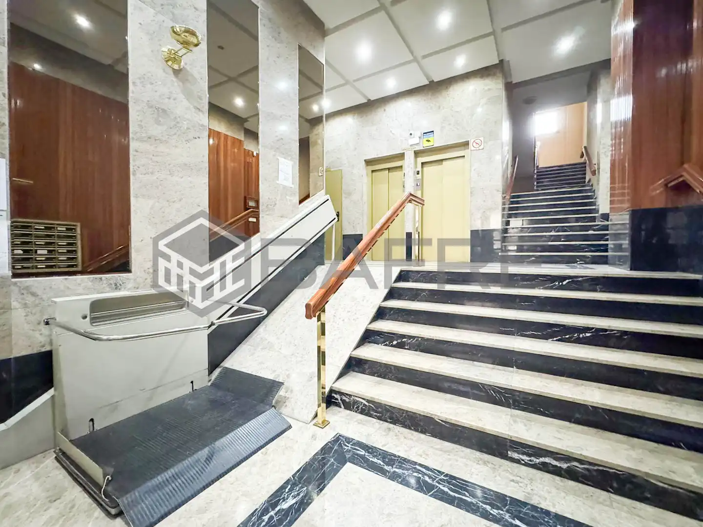 Flat for sale in Adelfas