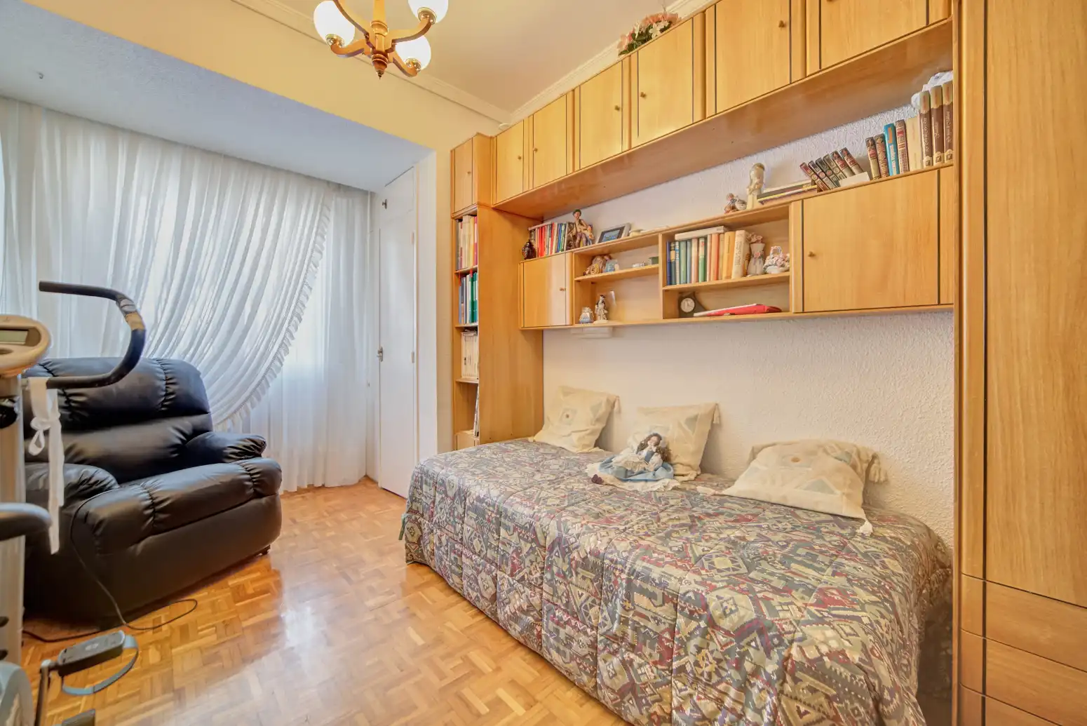 Habitación de Ático en venta en Burlada / Burlata con Calefacción, Parquet y Terraza