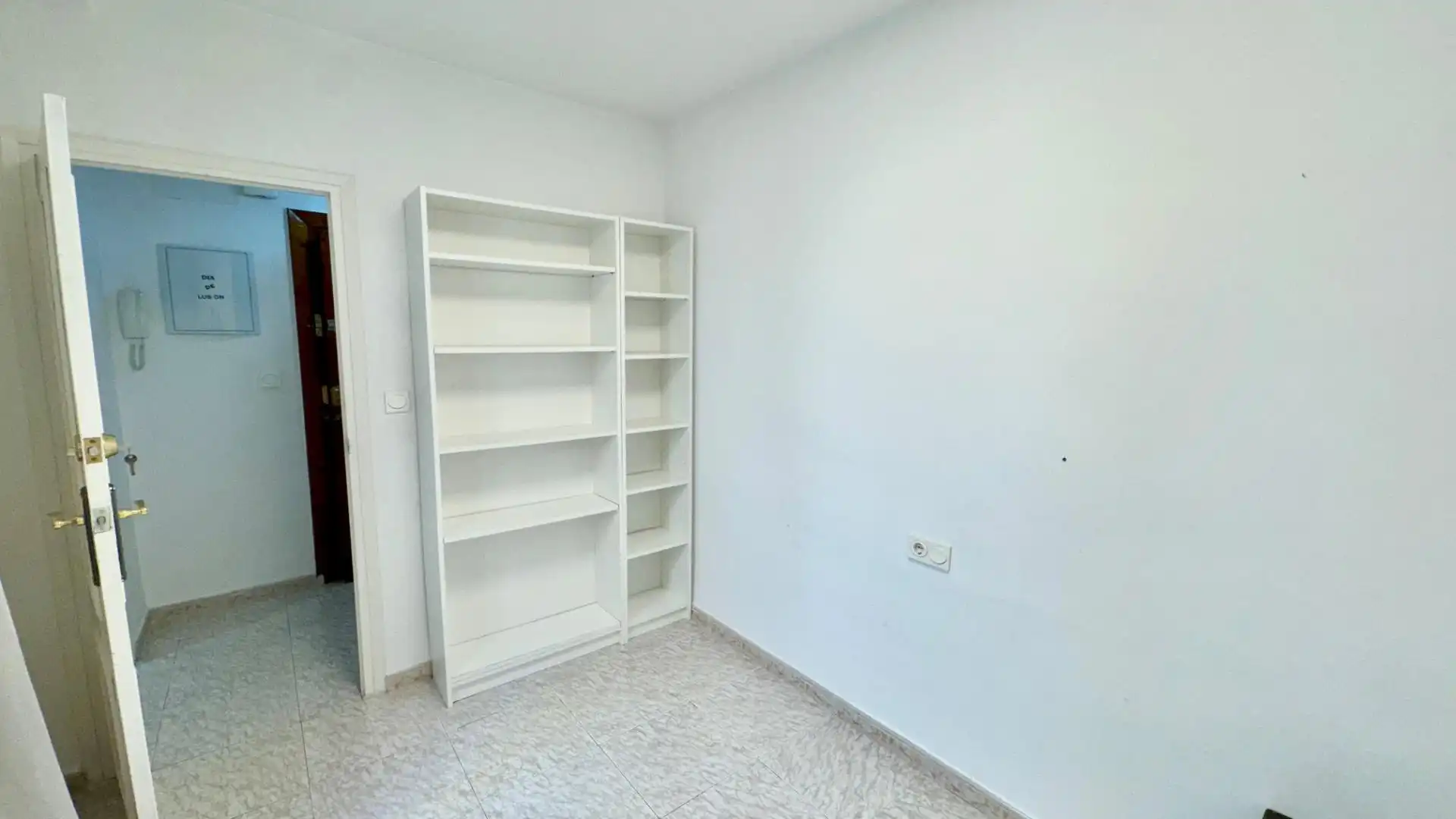 Flat for rent in Calle Calle Molinos, San Matías - Realejo