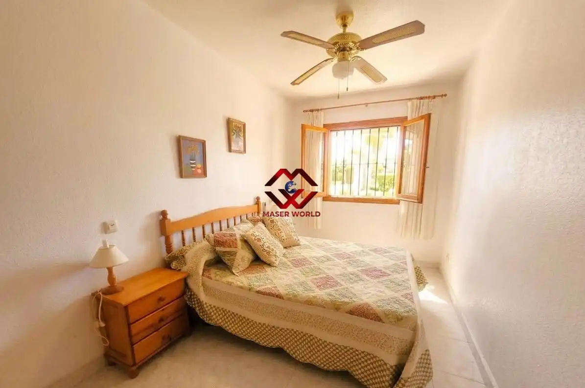 Habitación de Casa o chalet en venta en San Pedro del Pinatar con Aire acondicionado, Calefacción y Terraza