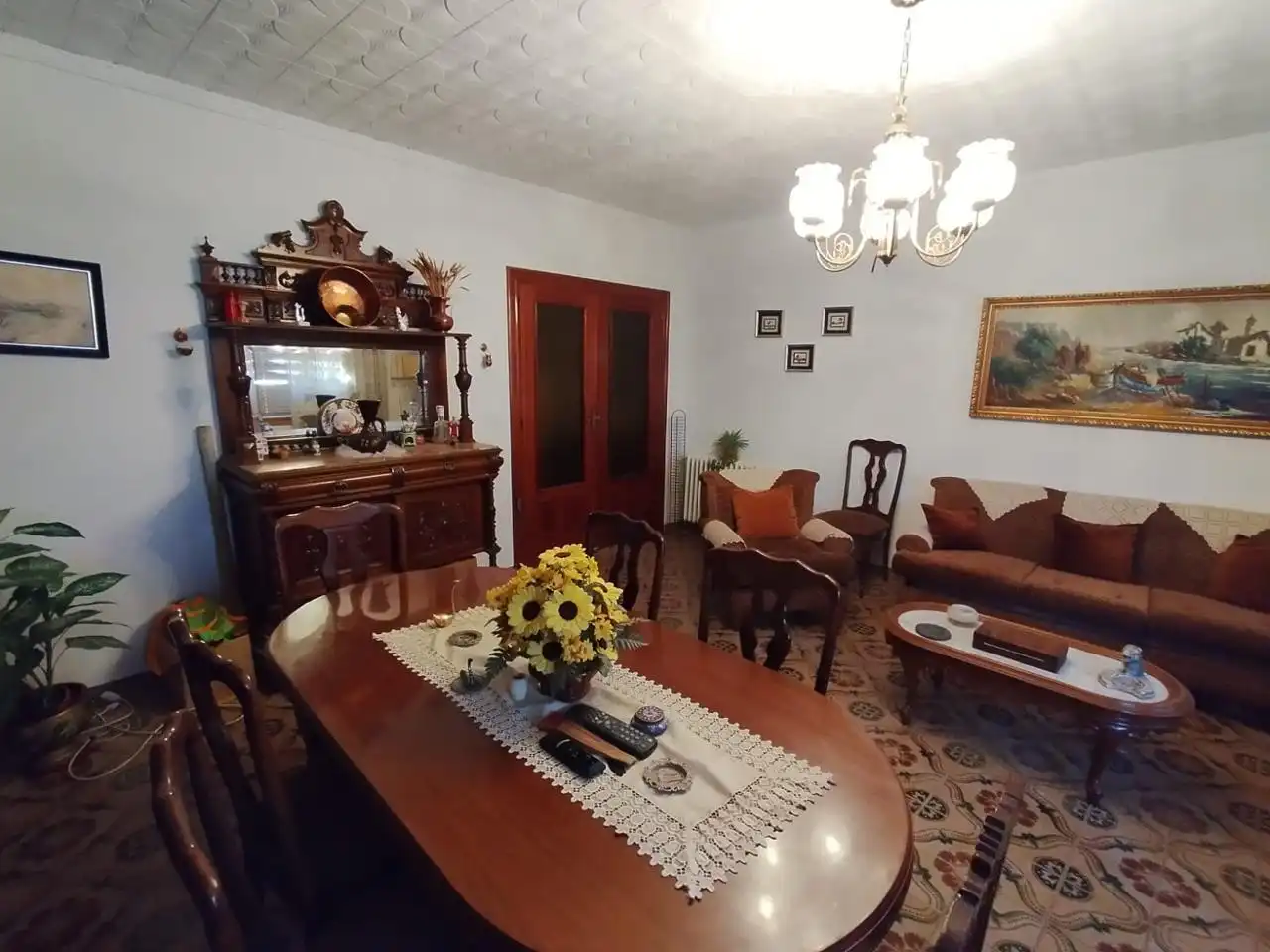 Comedor de Piso en venta en San Lorenzo de la Parrilla con Calefacción