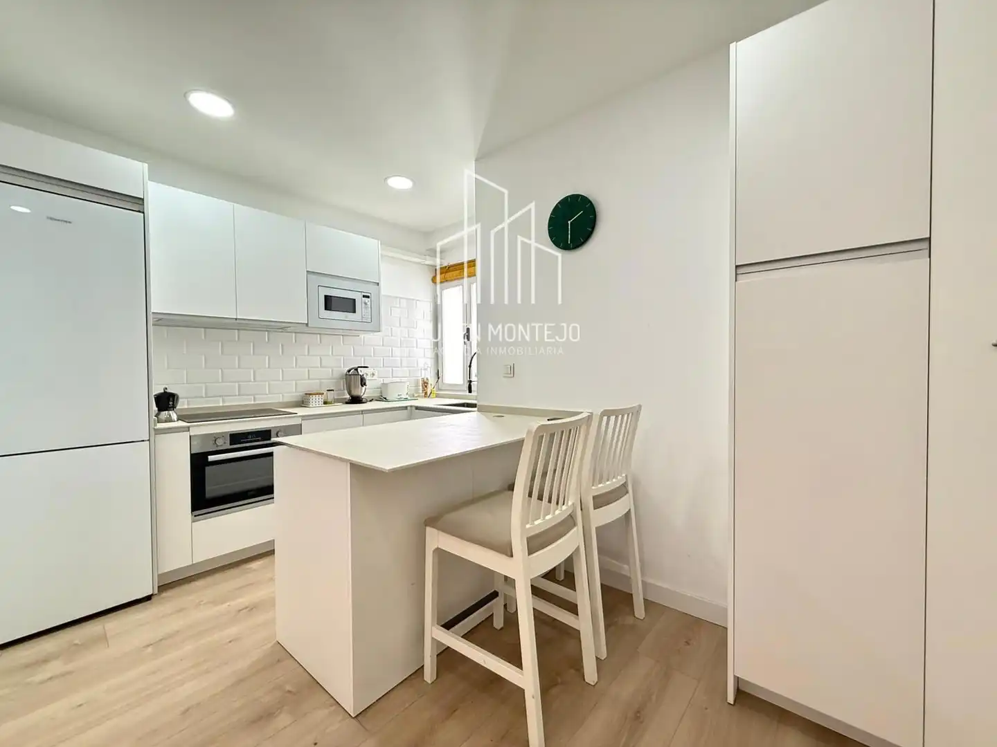Kitchen of Flat for rent in Salamanca  with Heating, Terrace and Furnished