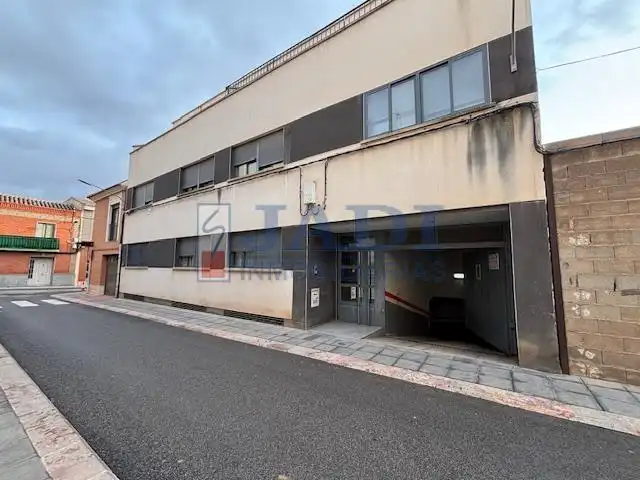 Aparcament en venda a Valdepeñas